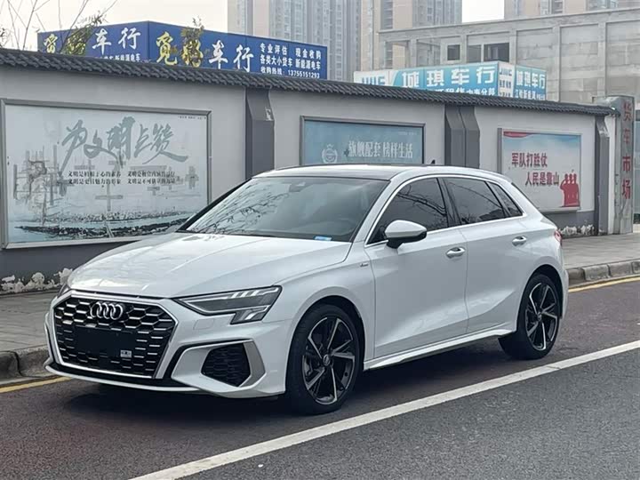 Фото 1 - Audi A3