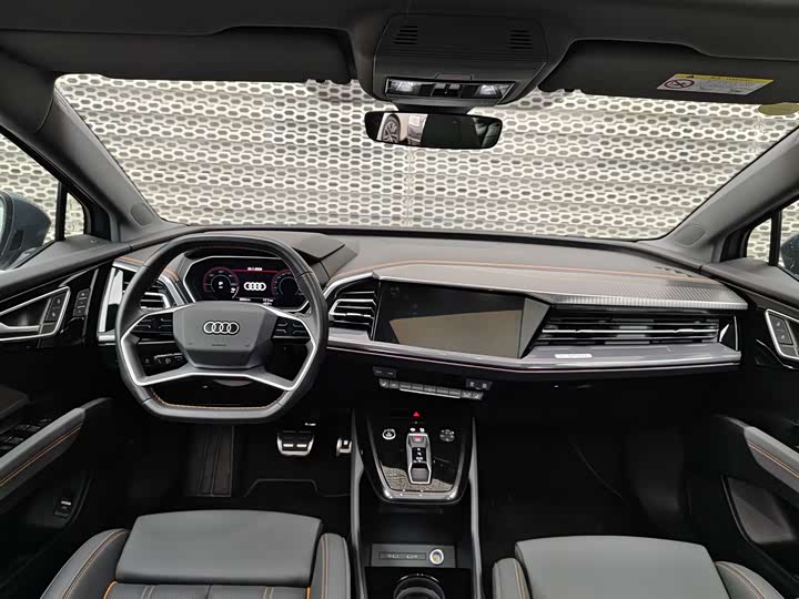 Фото 7 - Audi Q4 e-tron