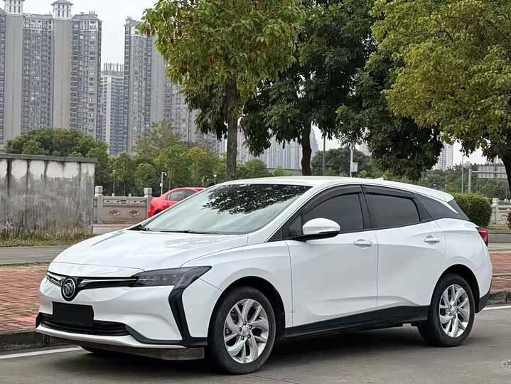 Фото 1 - Buick Velite 6