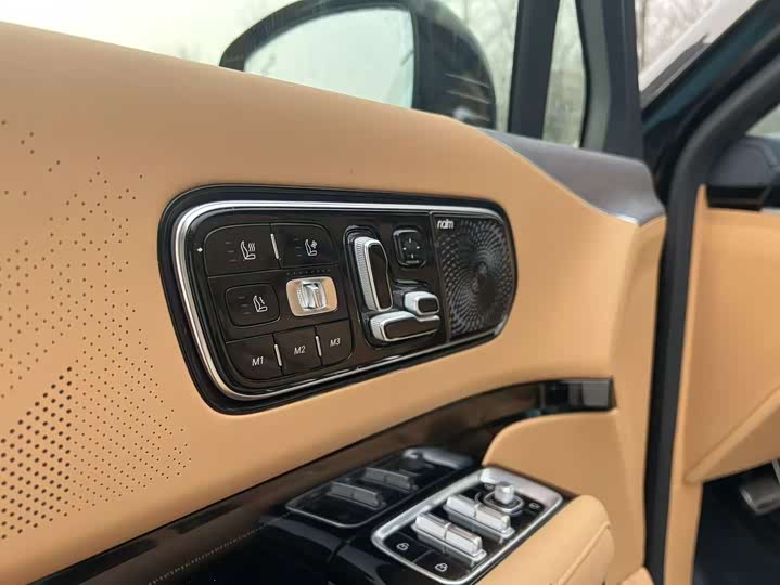 Фото 5 - Zeekr 9X