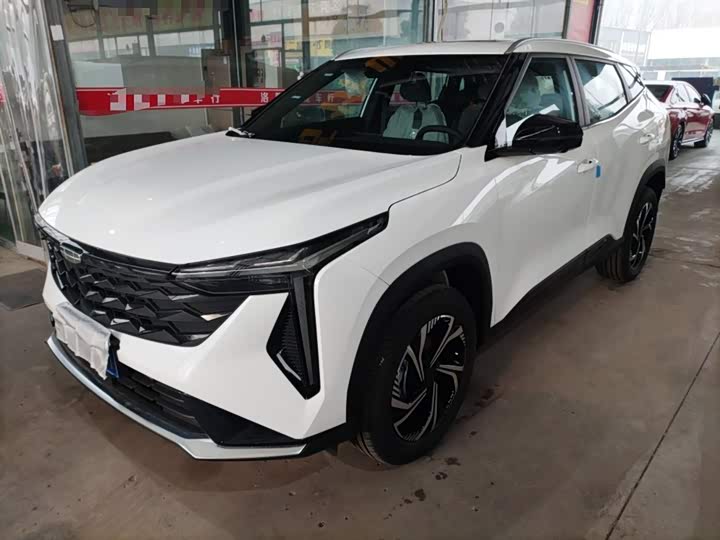 Фото 1 - Geely Atlas