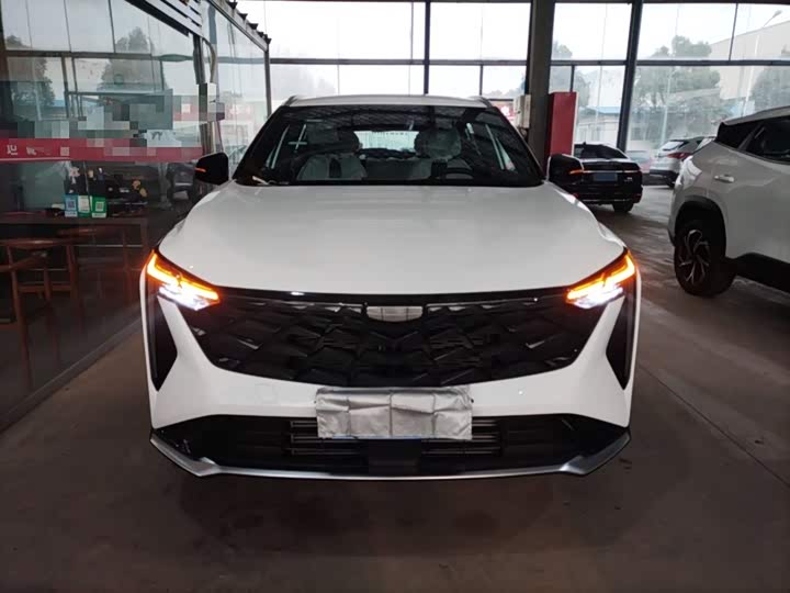 Фото 3 - Geely Atlas