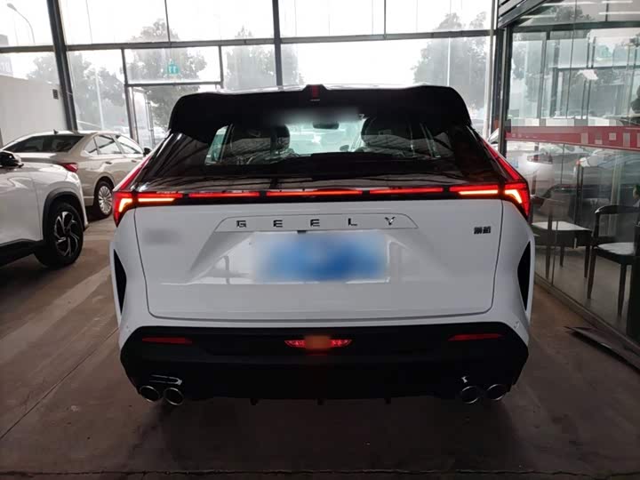 Фото 6 - Geely Atlas