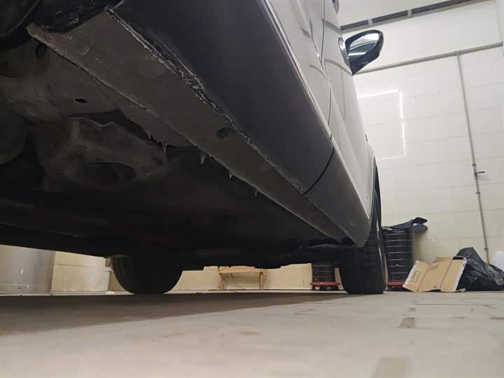 Фото 4 - Hongqi HS5