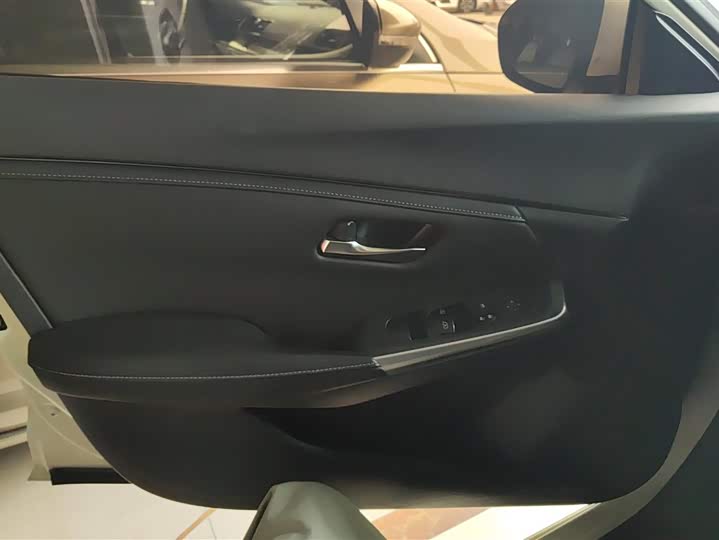 Фото 7 - Nissan Sylphy