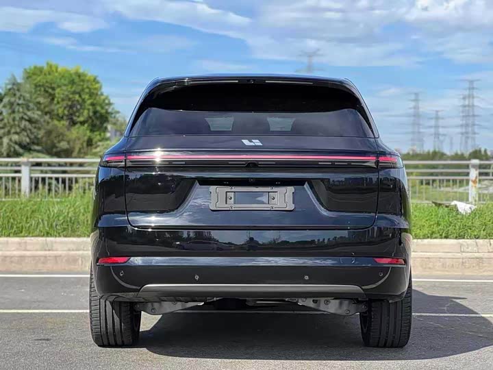 Фото 8 - LiXiang L7