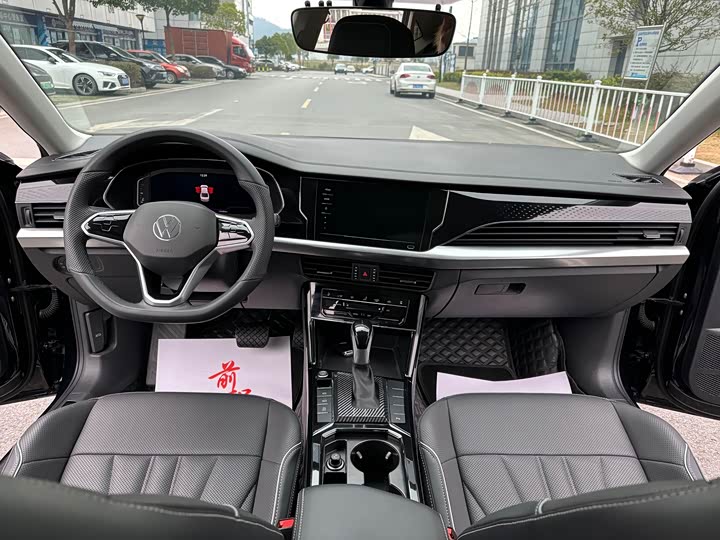 Фото 6 - Volkswagen Passat