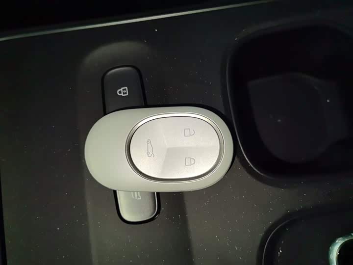 Фото 9 - Nio ET5