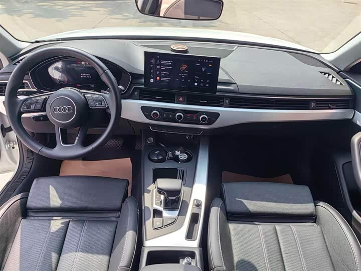 Фото 9 - Audi A4L