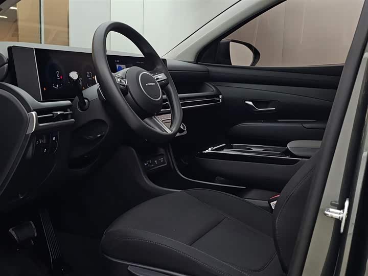 Фото 6 - Hyundai Tucson L