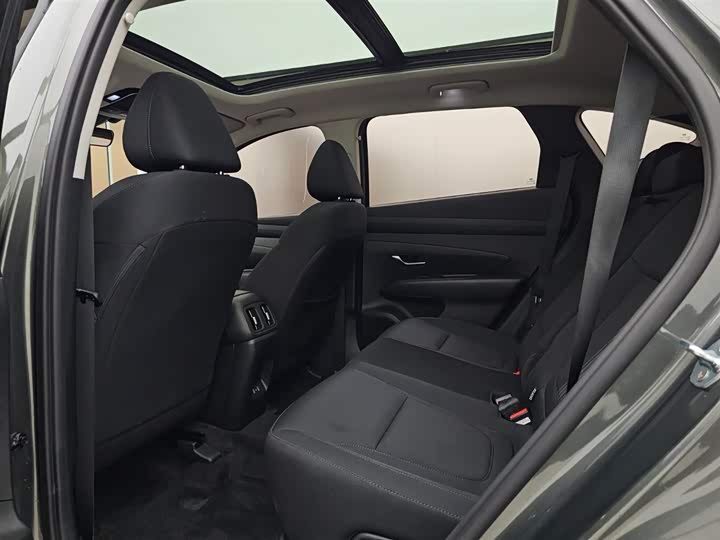 Фото 9 - Hyundai Tucson L