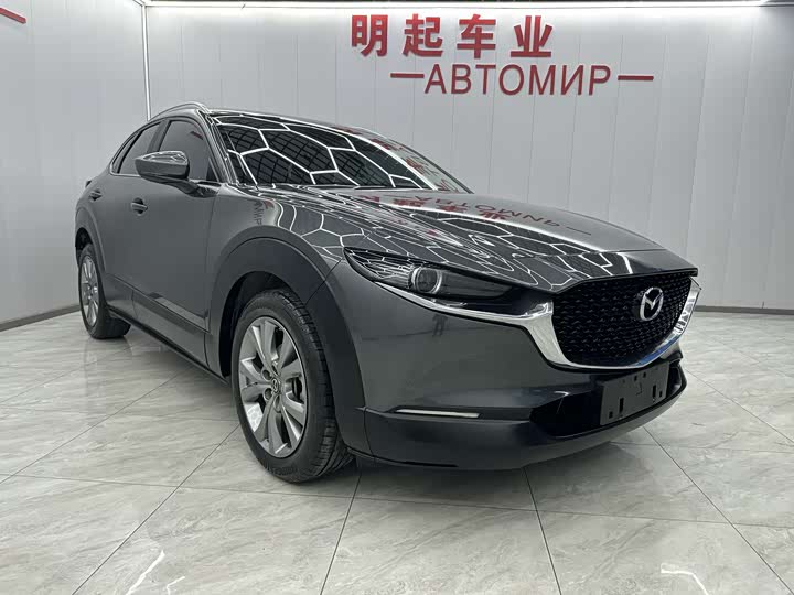 Фото 2 - Mazda CX-30