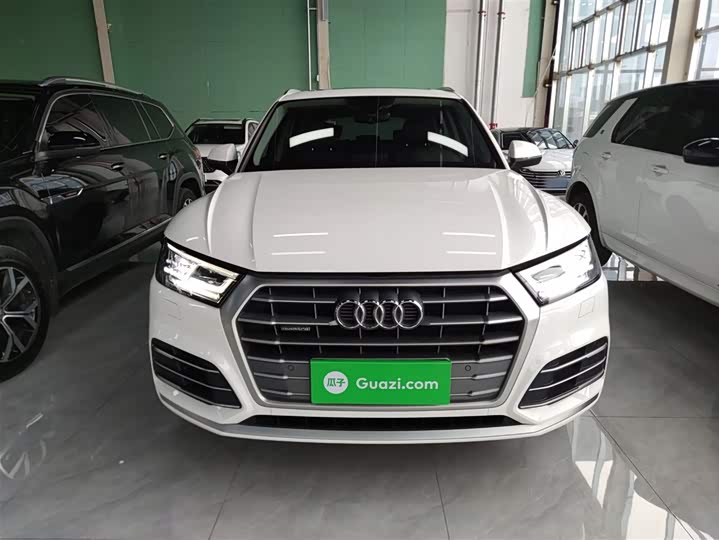 Фото 3 - Audi Q5L