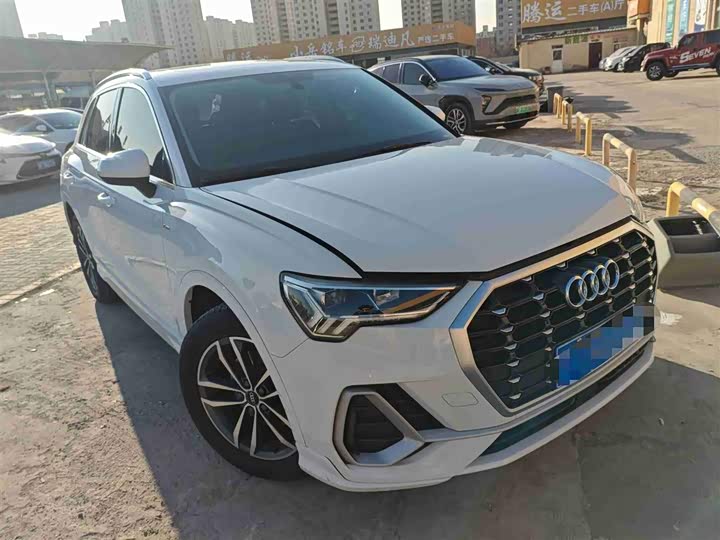 Фото 2 - Audi Q3