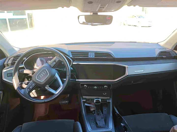 Фото 3 - Audi Q3