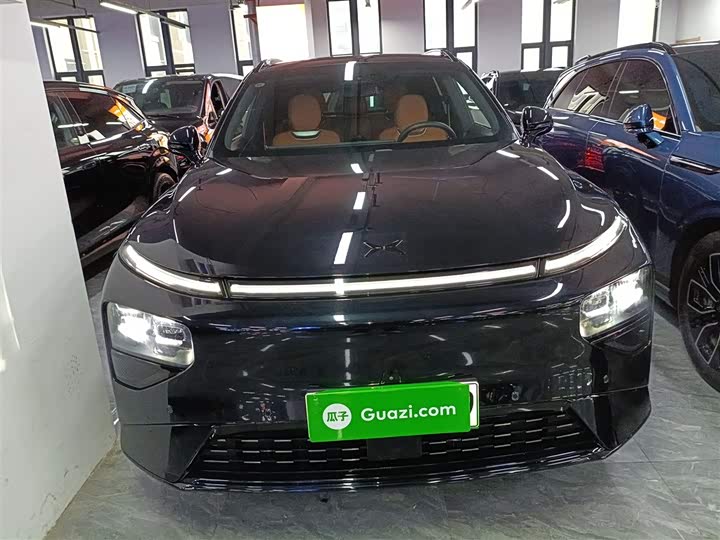 Фото 3 - XPeng G9