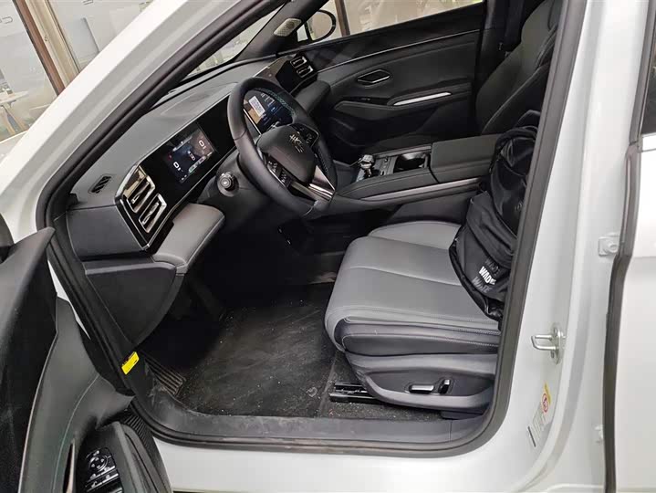 Фото 9 - BYD Qin L