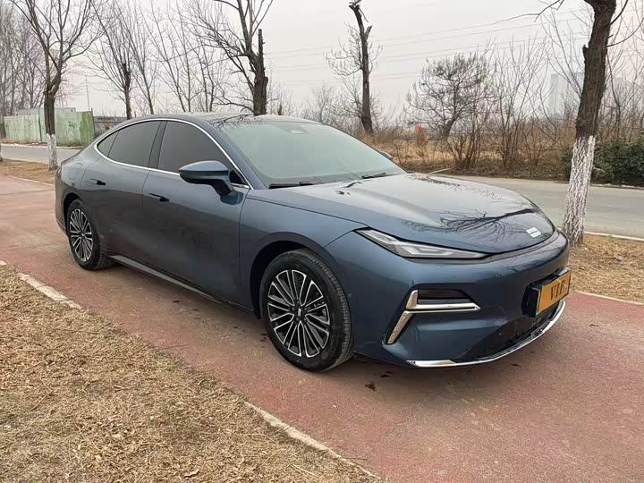 Фото 3 - Geely Galaxy Starshine 8 EM-i