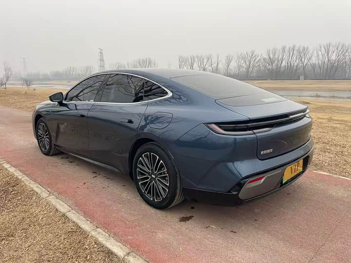 Фото 9 - Geely Galaxy Starshine 8 EM-i