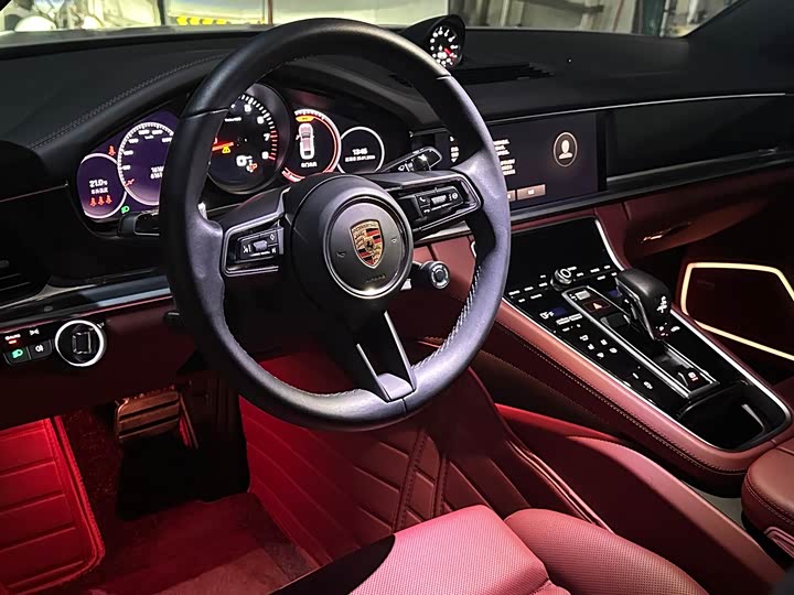 Фото 6 - Porsche Panamera