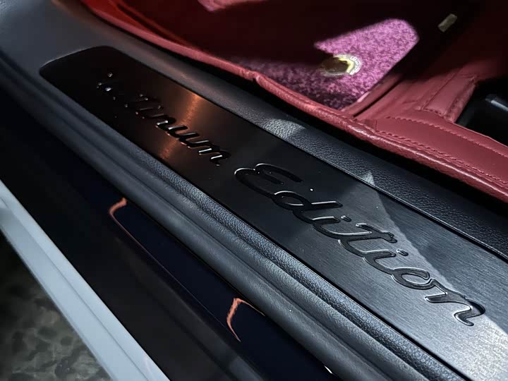 Фото 9 - Porsche Panamera