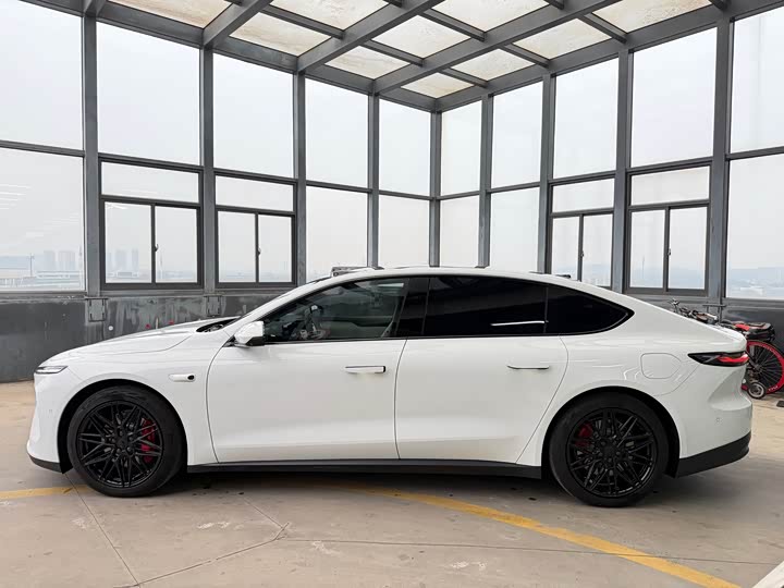 Фото 8 - Nio ET7