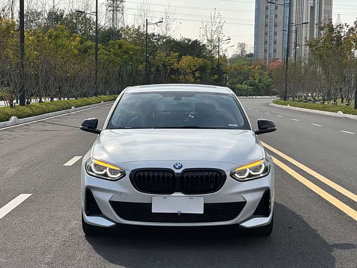 Фото 2 - BMW 1 Series