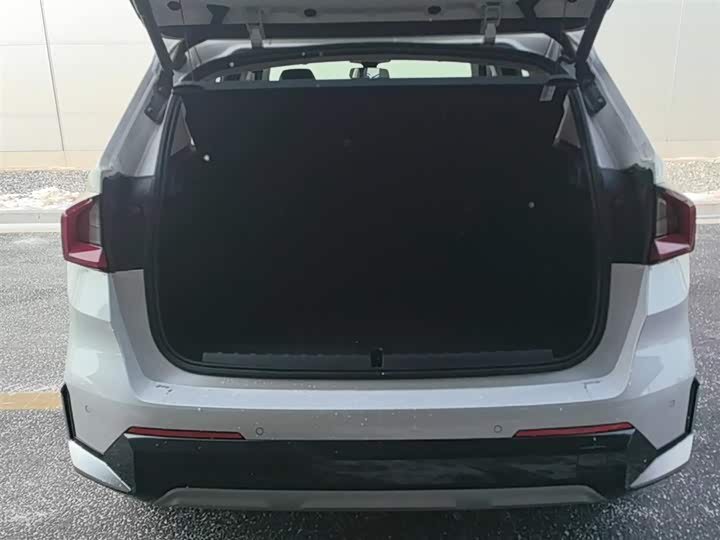 Фото 5 - BMW iX1