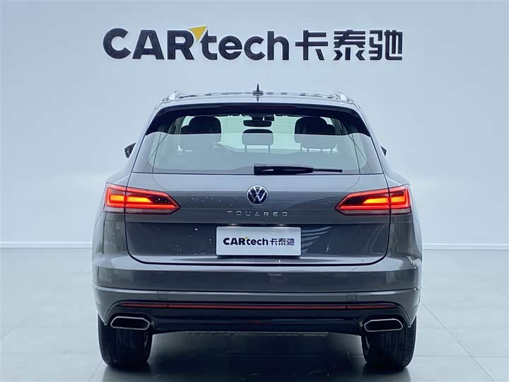 Фото 5 - Volkswagen Touareg