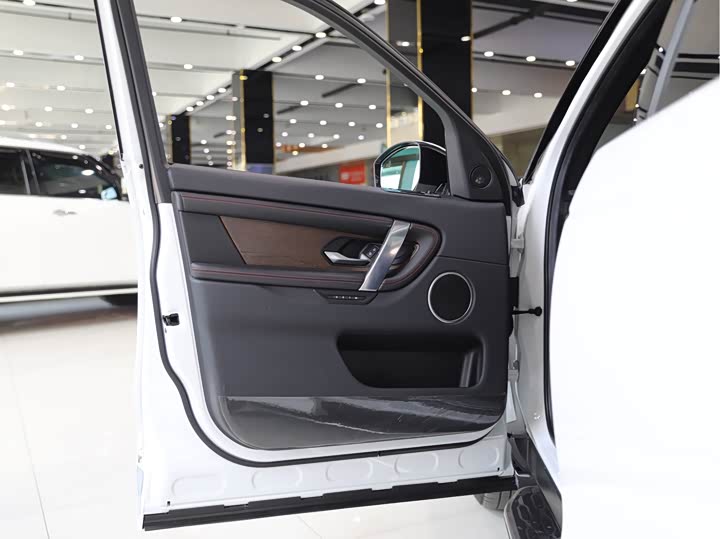 Фото 5 - Land Rover Discovery Sport