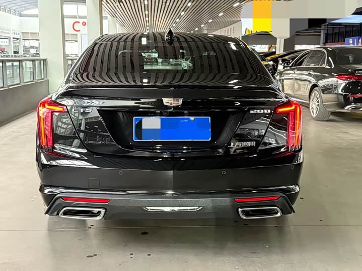 Фото 9 - Cadillac CT5