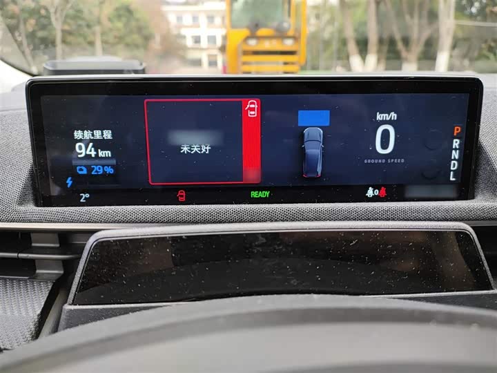 Фото 4 - Ford Mustang Mach-E