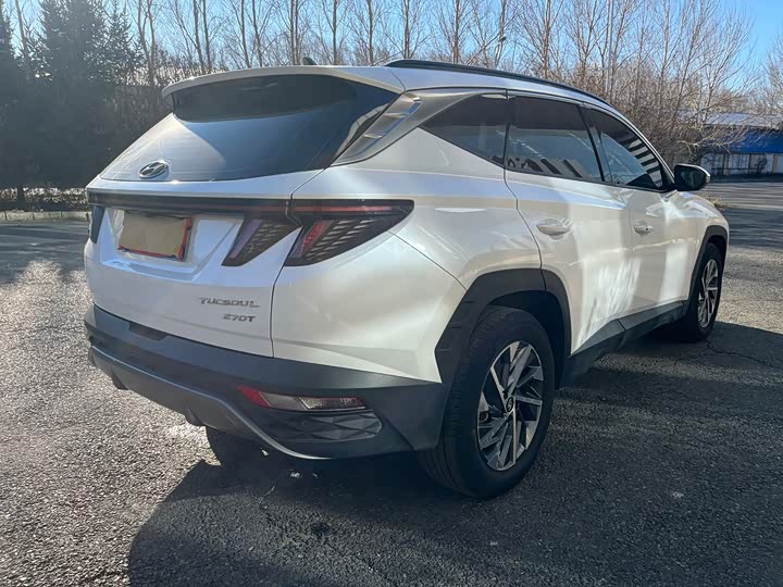 Фото 4 - Hyundai Tucson L