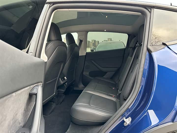 Фото 9 - Tesla Model Y