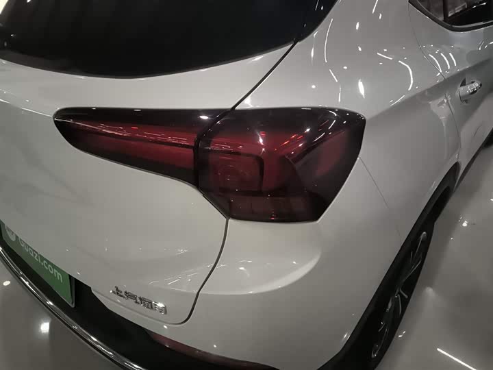 Фото 8 - Buick Encore GX