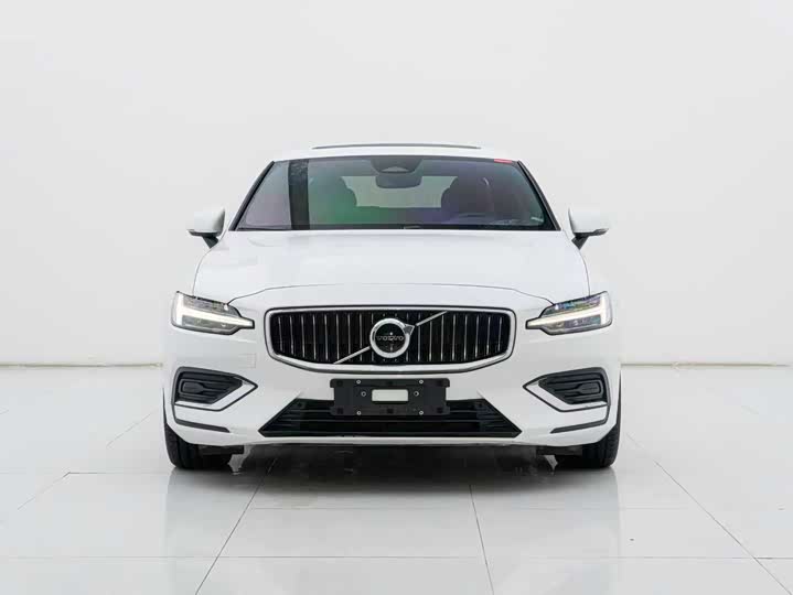 Фото 2 - Volvo S60