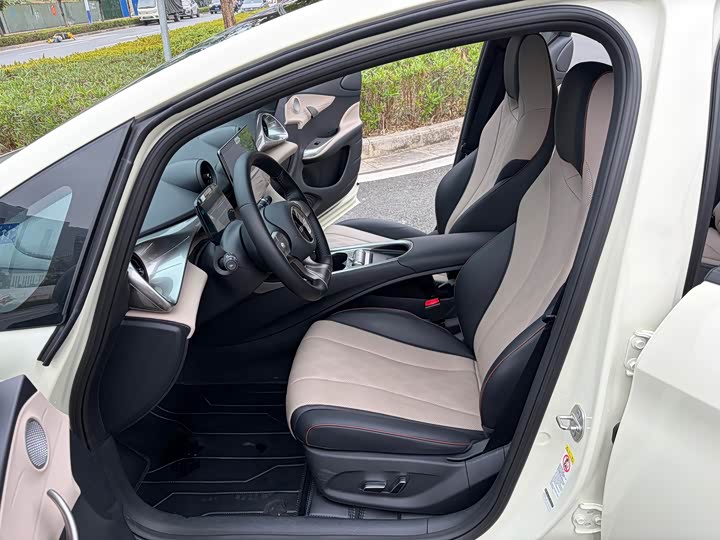 Фото 8 - BYD Dolphin