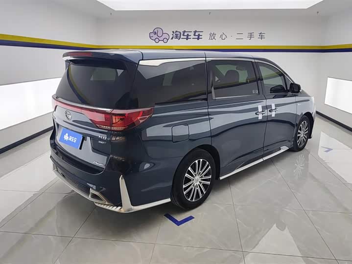 Фото 3 - GAC Trumpchi M8
