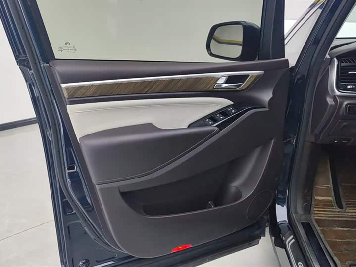 Фото 7 - GAC Trumpchi M8