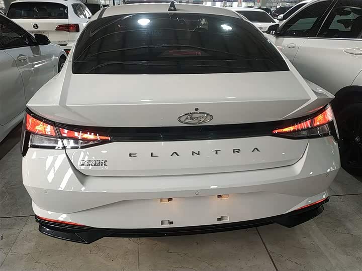 Фото 6 - Hyundai Elantra N line