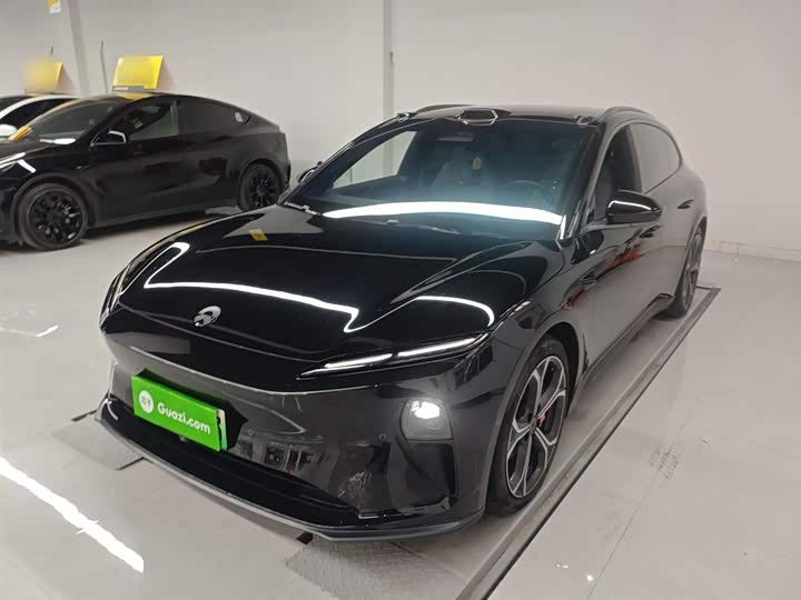 Фото 1 - Nio ET5T