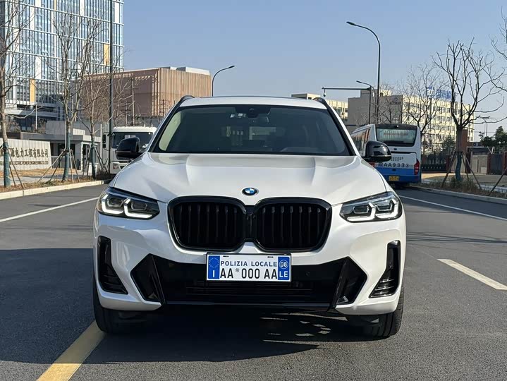 Фото 2 - BMW X3