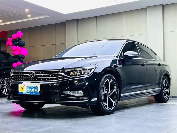 Фото 1 - Volkswagen Magotan