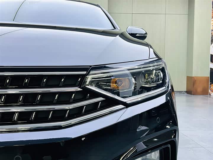 Фото 7 - Volkswagen Magotan