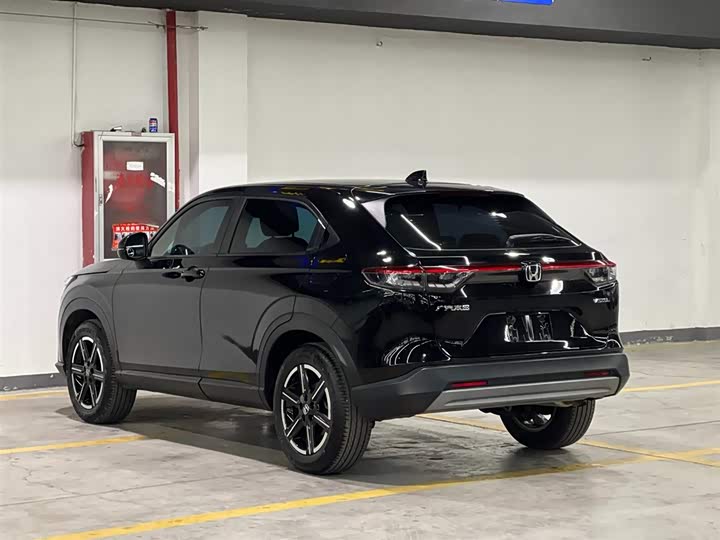 Фото 4 - Honda Vezel