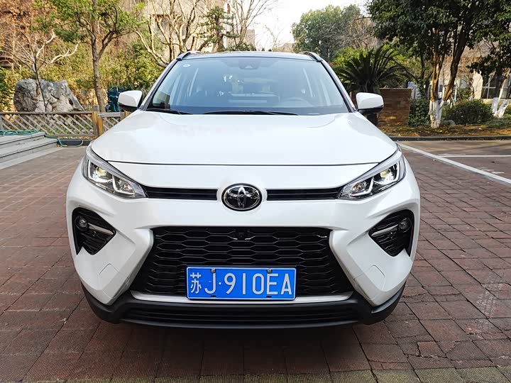 Фото 2 - Toyota Wildlander