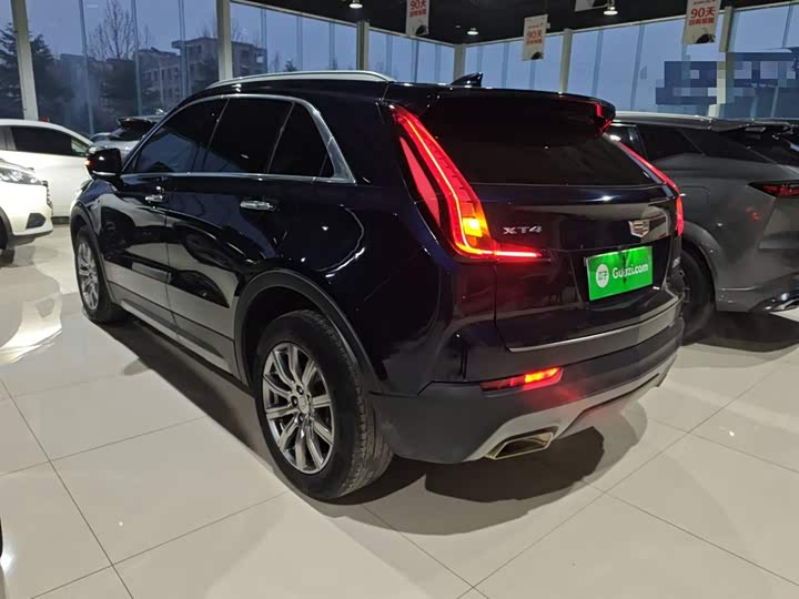 Фото 5 - Cadillac XT4