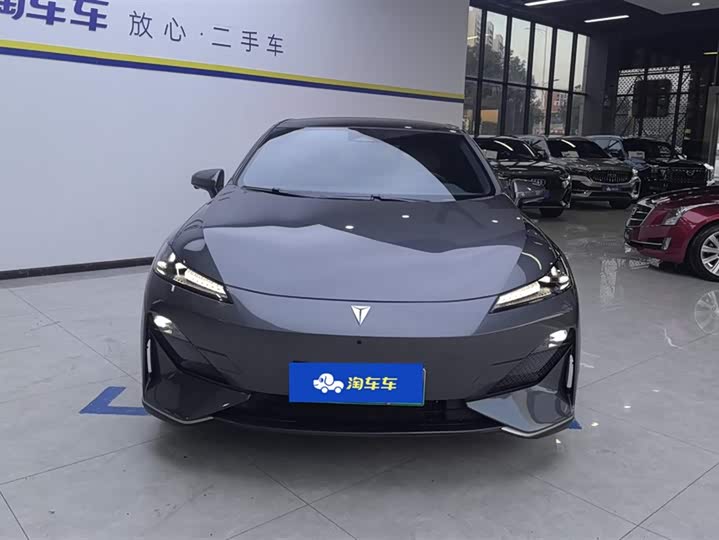 Фото 2 - Changan Deepal SL03