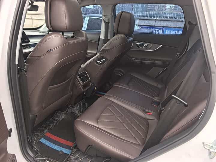 Фото 8 - Chery Tiggo 8 Pro Hybrid