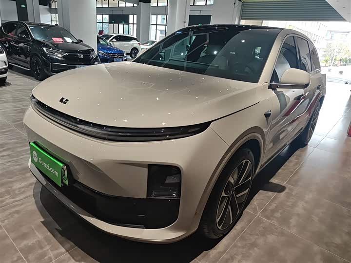 Фото 2 - LiXiang L6